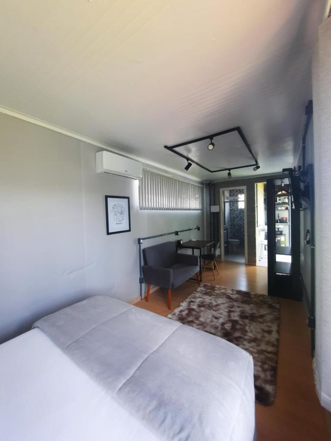 Container Guesthouse - 2 ウルビシ エクステリア 写真